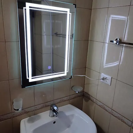 Lb Apartment Tirana