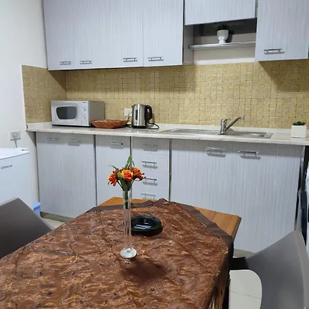Lb Apartment *