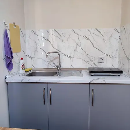 Lb Apartment