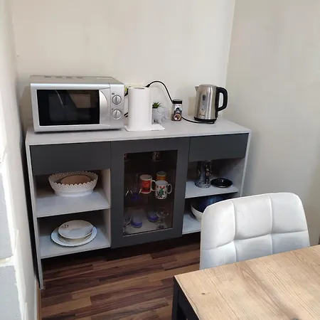 Lb Apartment Tirana